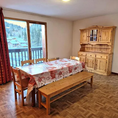 Grand Argentier - 3 Pieces Pour 10 Personnes 95 Apartment Modane